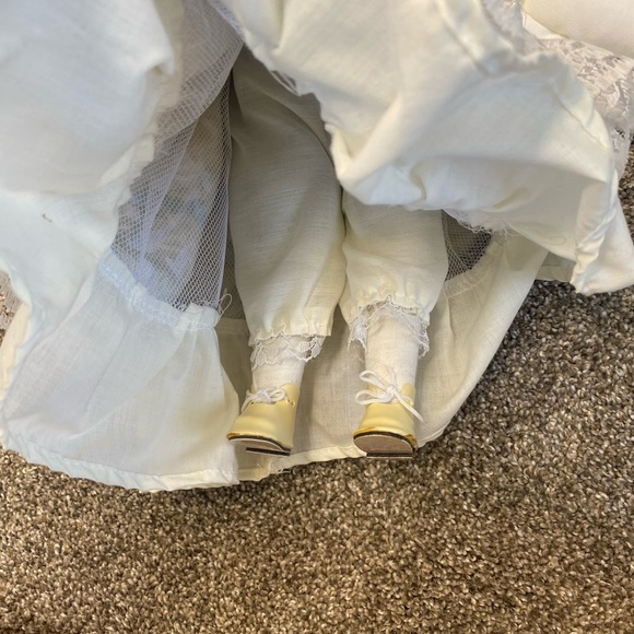 Crowne Fine Porcelain Doll Victorian Madame Doll 19" with Pearls  Dress Baby - Picture 10 of 11